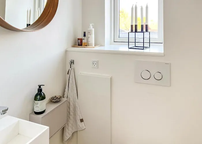 Awesome In With House Sea View Semesterbostad Egernsund